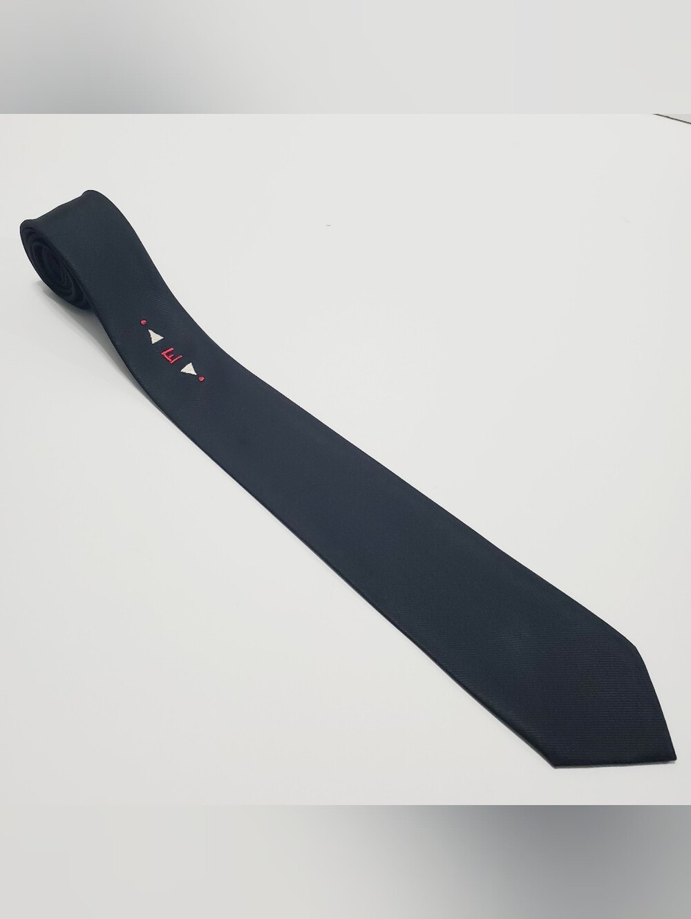 Towncraft Men's Vintage Neck Tie Solid Black Pattern Monogrammed "E" 52x2.25"